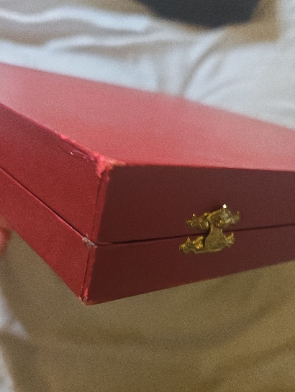 Red Cartier Display Box. Vintage. Leather. For Necklace Large 12X12 - Picture 9 of 10